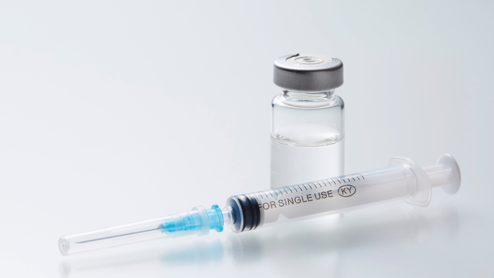 adult vaccine checklist, adult vaccines, vaccination schedule, adult immunization, vaccine recommendations, preventive healthcare, immunization guidelines, vaccine awareness, disease prevention, healthy aging